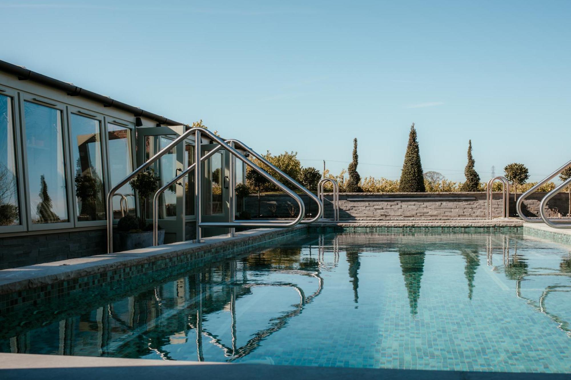 Manor House Hotel & Spa, 奥萨格 外观 照片